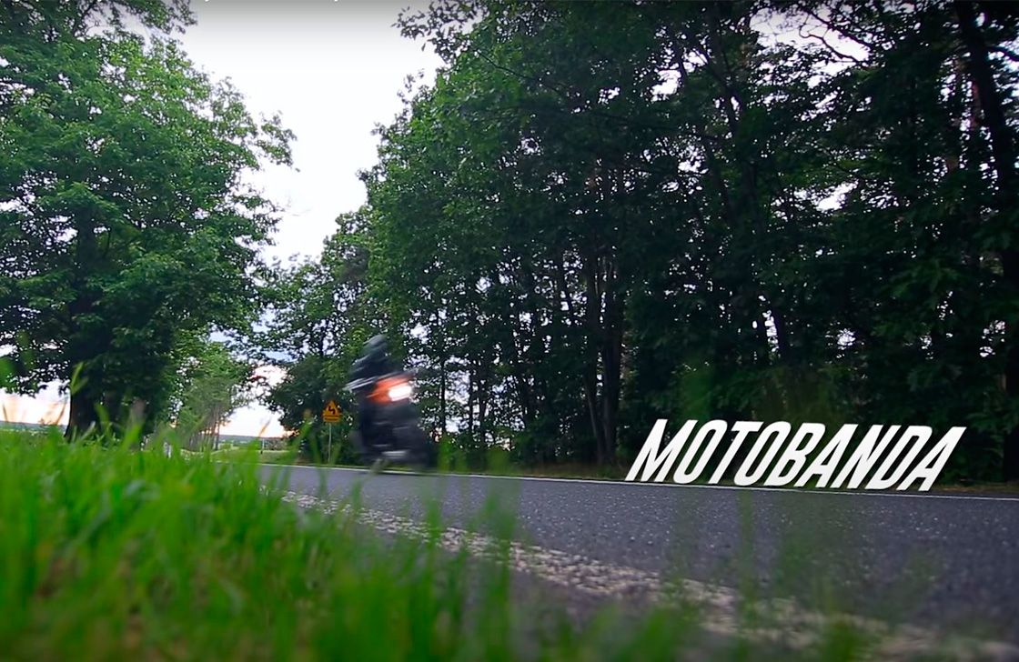 MOTOBANDA - Trilobite Parado vs Dyneemic Pro