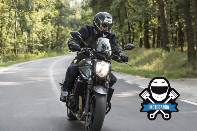 MOTOBANDA - Trilobite Rally + jeans Probut X-Factor
